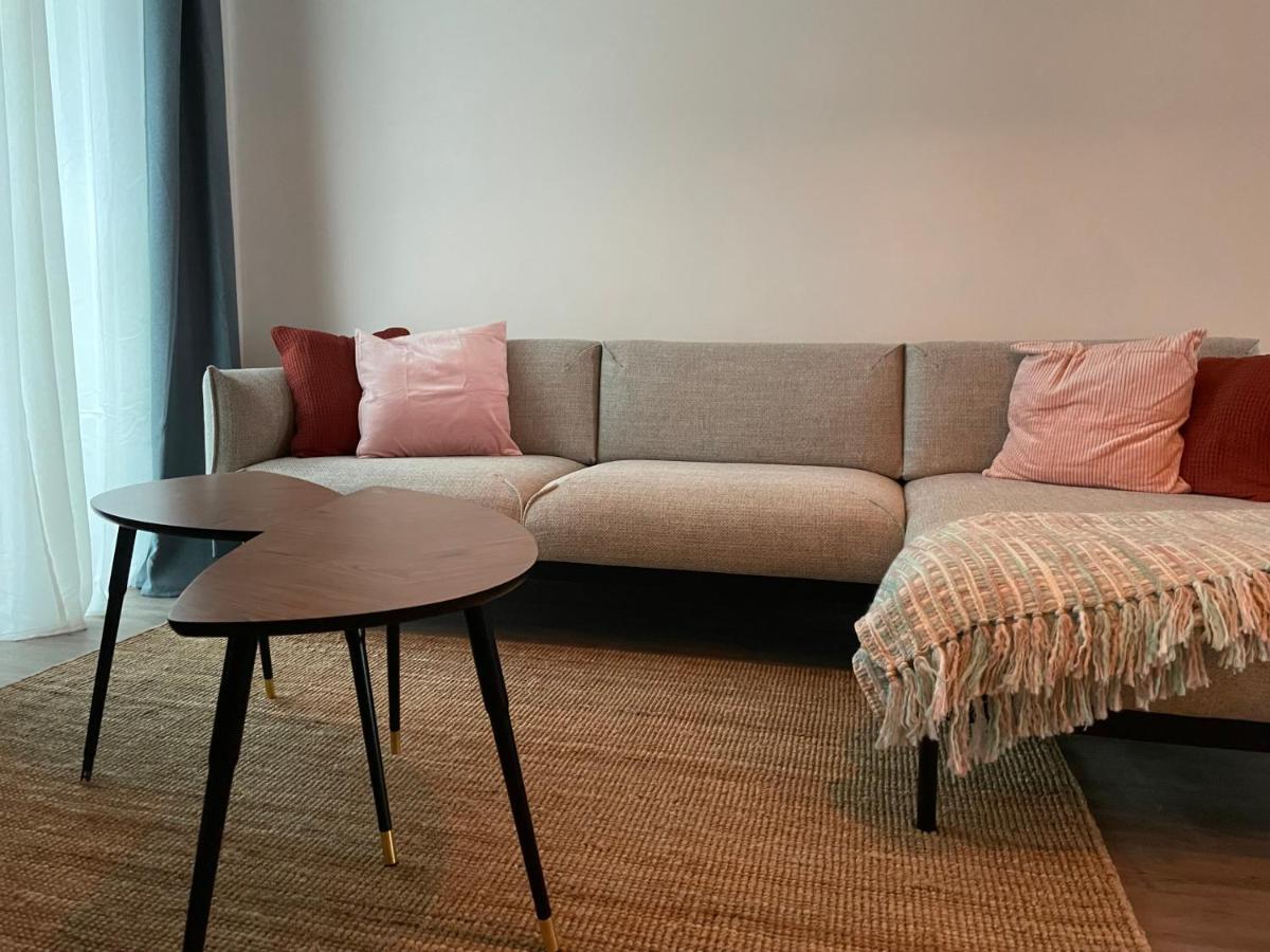 * Luisengruen * Magenta Tv Netflix 1gb/s Internet Wlan/wifi Waschmaschine Chemnitz