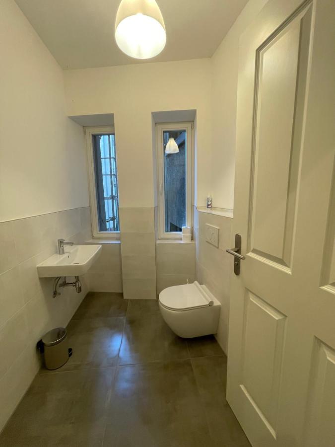 * Luisengruen * Magenta Tv Netflix 1gb/s Internet Wlan/wifi Waschmaschine Apartment Chemnitz